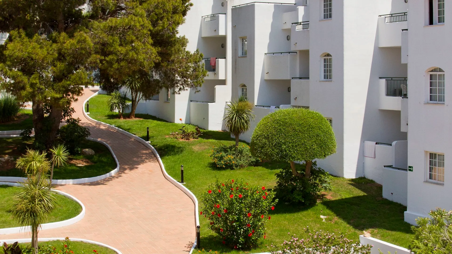 Aparthotel Ilunion Menorca Cala Galdana   Cala Galdana (Menorca)
