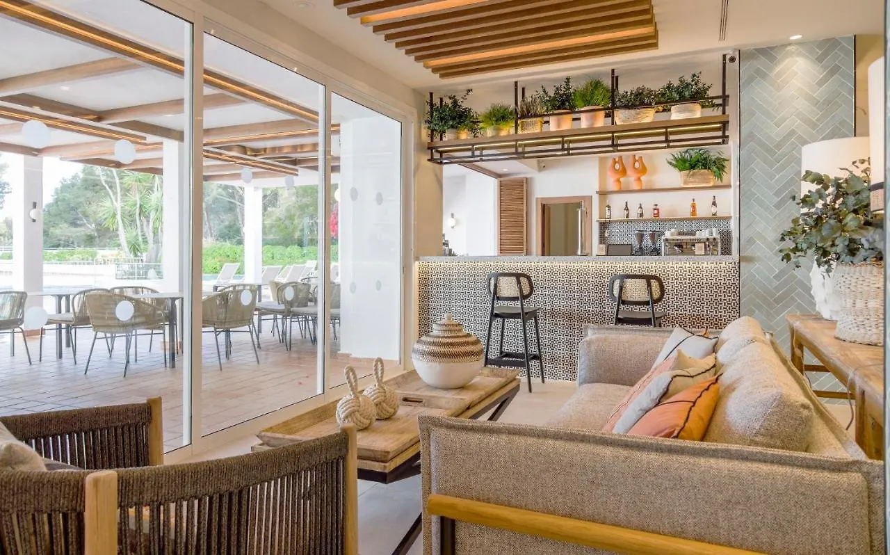 Ilunion Menorca Aparthotel Cala Galdana  Cala Galdana (Menorca)