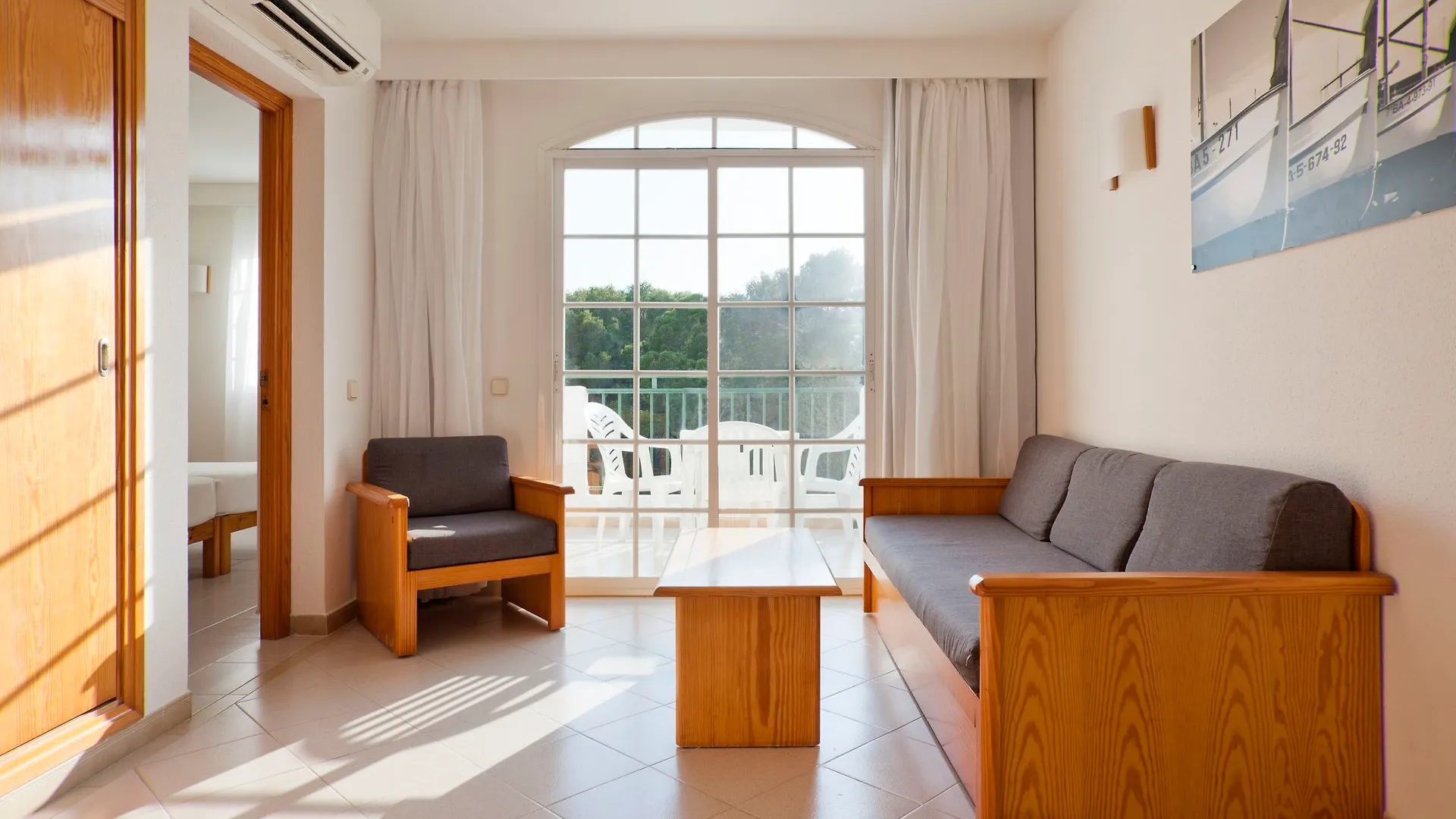 Ilunion Menorca Aparthotel Cala Galdana