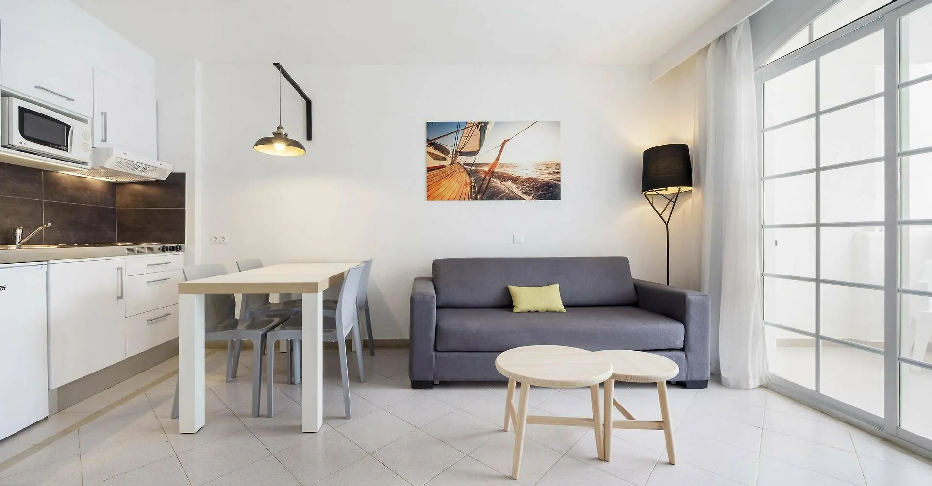 Ilunion Menorca Aparthotel Cala Galdana  3*, Cala Galdana (Menorca)